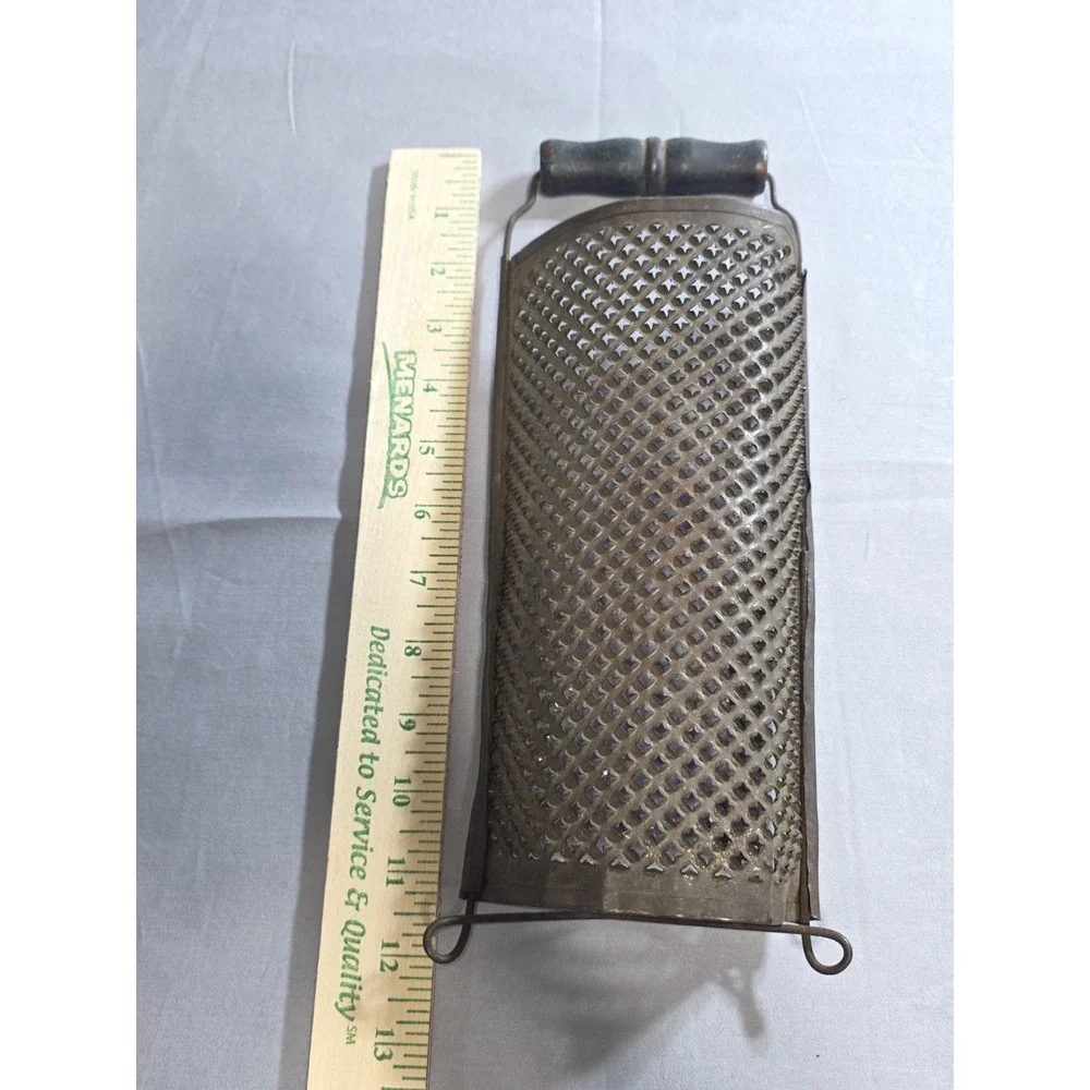 Vintage Metal Hand Grater Wood Handle Primitive Farmhouse Kitchen Rustic Decor